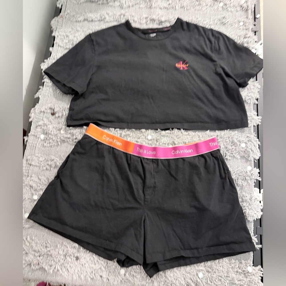 Calvin Klein Women’s This is Love Sleep Set - Picture 3 of 5
